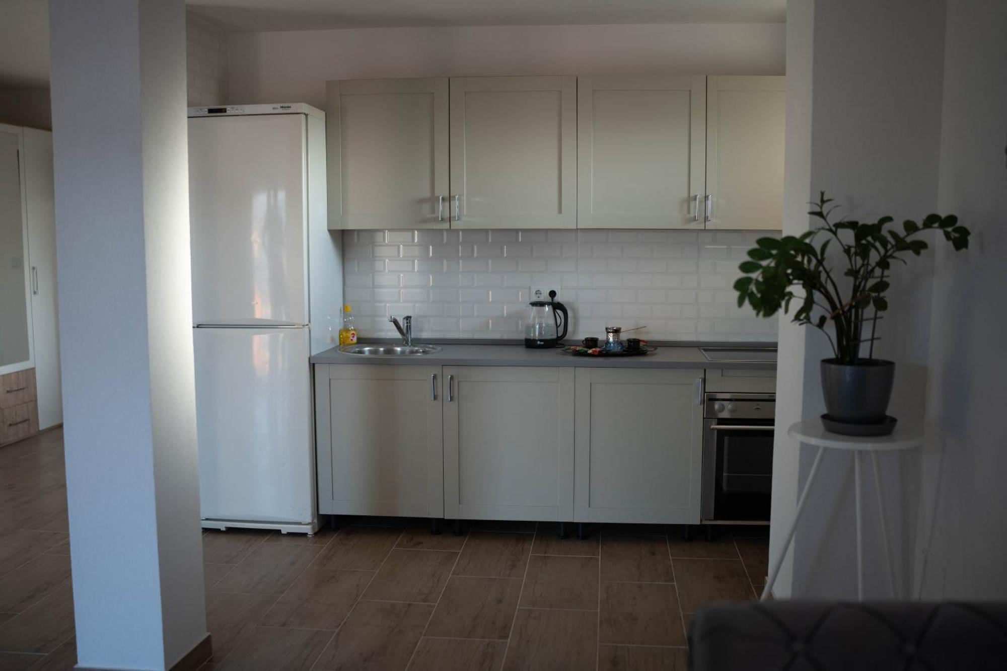 Apartmani Elegance Tuzla Exterior foto