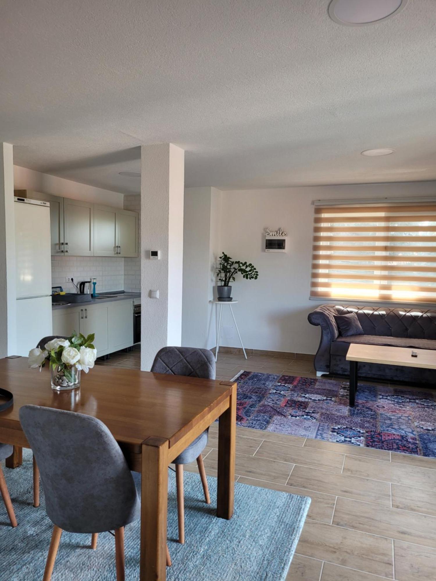 Apartmani Elegance Tuzla Exterior foto