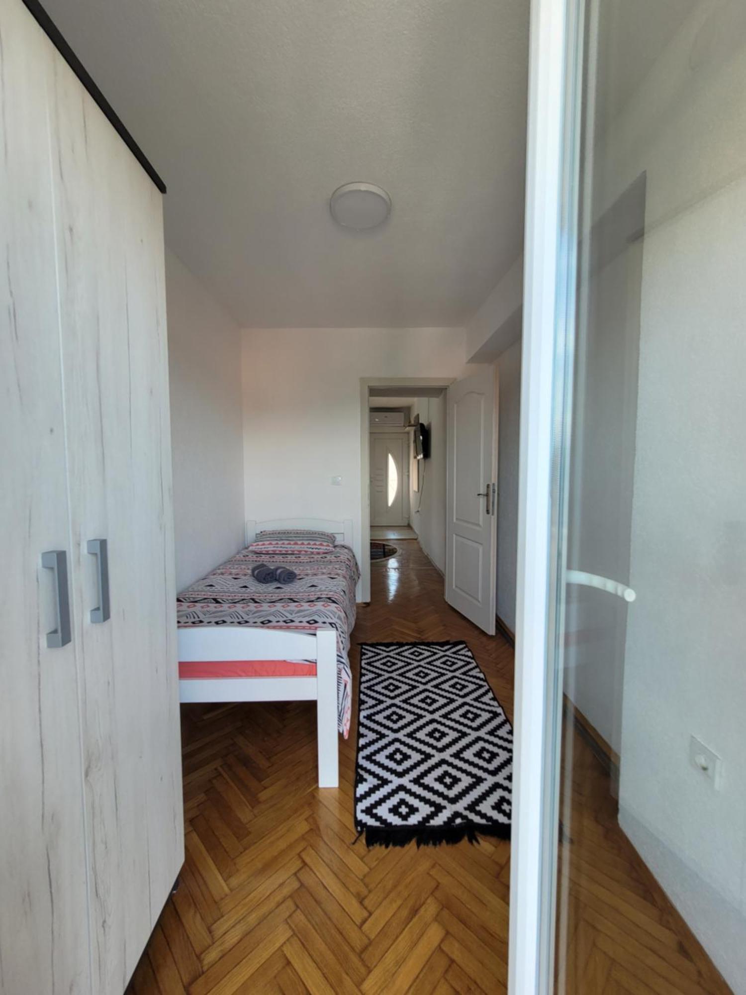 Apartmani Elegance Tuzla Exterior foto