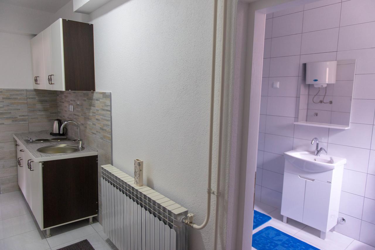 Apartmani Elegance Tuzla Exterior foto